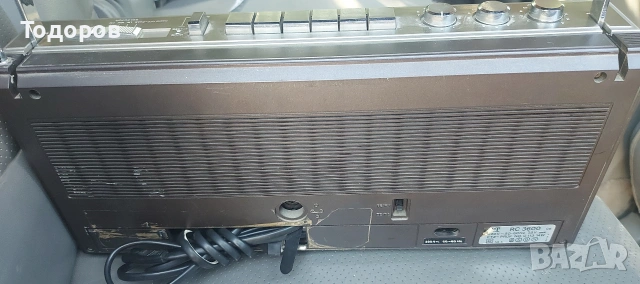 ITT Shaub Lorenz RC3600 Stereo Radio Cassette , снимка 2 - Радиокасетофони, транзистори - 55075147