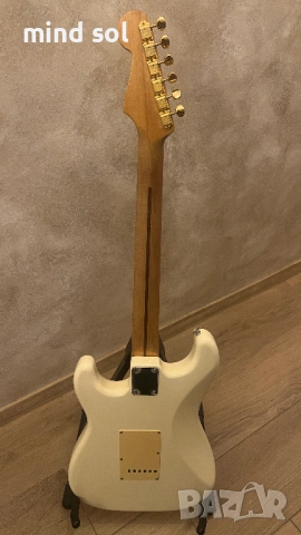 Squier by Fender 62 Reissue Stratocaster Red SQII-STR Japan MIJ, снимка 6 - Китари - 54585907