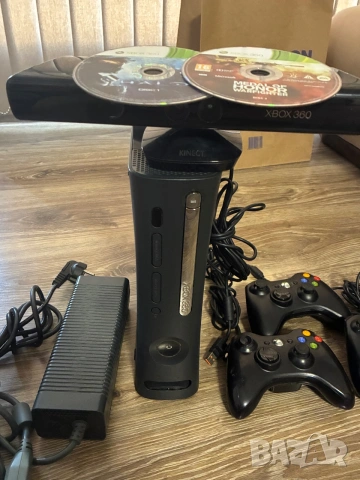 Xbox 360 Elite Black 120GB + Kinect, снимка 2 - Xbox конзоли - 54998783