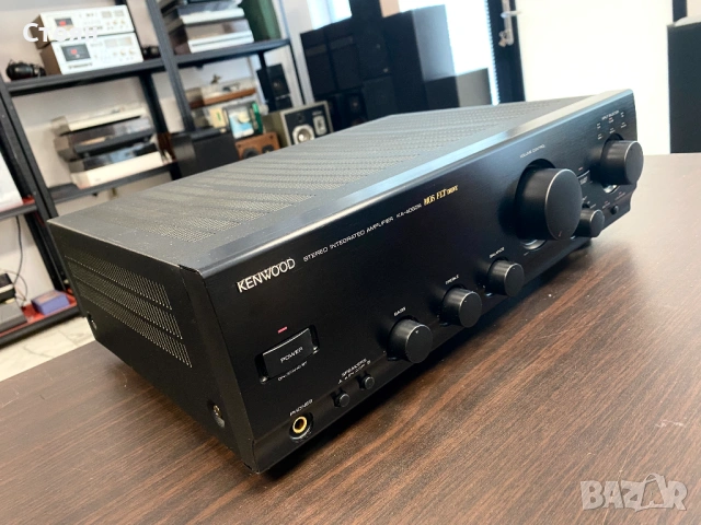 Качествен усилвател Kenwood, снимка 4 - Ресийвъри, усилватели, смесителни пултове - 54593472