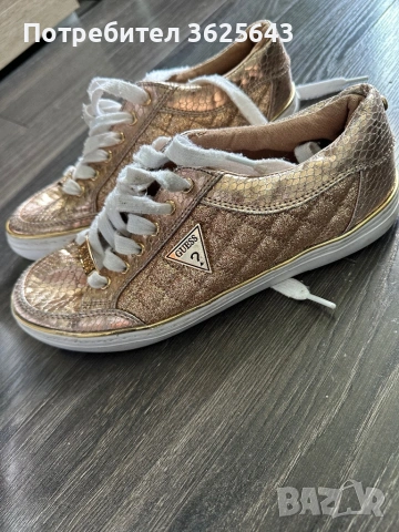 Дамски кецове GUESS