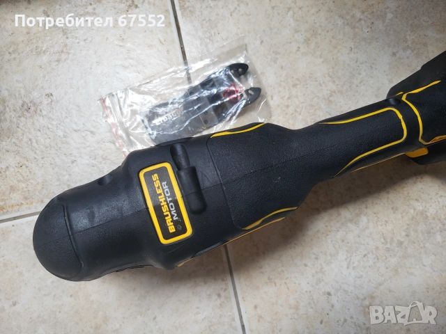 Безчетков реноватор DeWalt DCS355 с ножче, снимка 2 - Други инструменти - 55164536