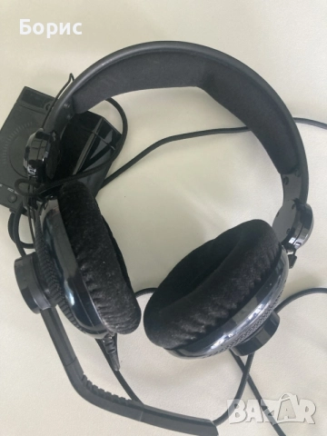 Геймърски слушалки Razer Megalodon Black 7.1, перфектни, снимка 9 - Слушалки за компютър - 55162916