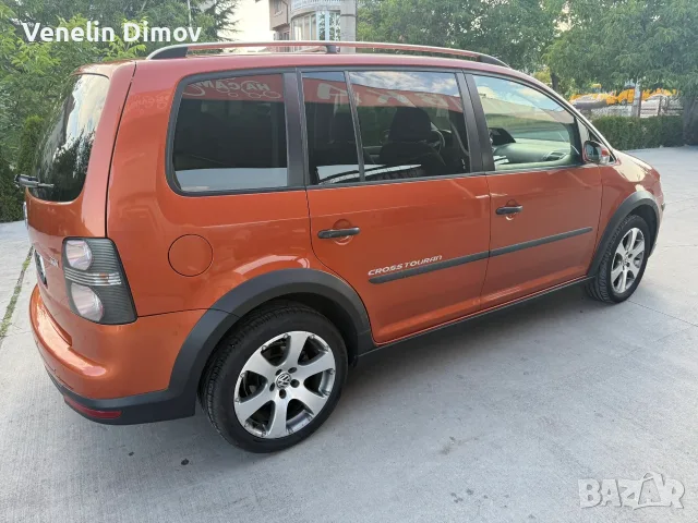 VW Touran CROSS 1.9 105, снимка 4 - Автомобили и джипове - 55480678