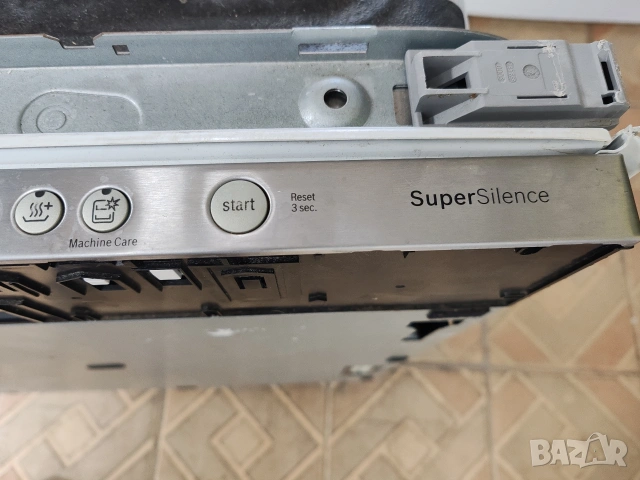 Съдомиялна за пълно вграждане 60 см 14 комплекта Бош Bosch Made in Germany с 2 години гаранция! , снимка 3 - Съдомиялни - 55168259