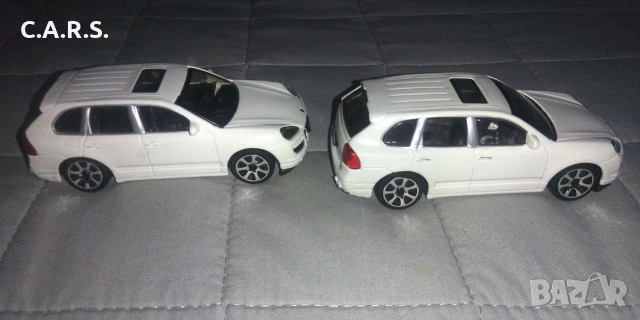 Bburago Porsche Cayenne White - Мащаб 1:43, снимка 4 - Колекции - 55087830