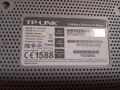 Продавам отличен WiFi TP-Link рутер 802.11 b/g/n 300mbps пълен комплект в кутия, снимка 3
