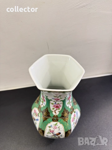 Немска порцеланова ваза Kaiser от серия Mandschu. №8150, снимка 6 - Антикварни и старинни предмети - 54387848