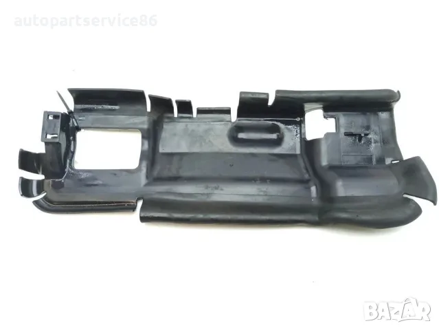 Преден десен въздуховод и защитен щит на радиатора за Volvo XC60 2.4 TDI (2011) 30764567 OEM, снимка 2 - Части - 55655800