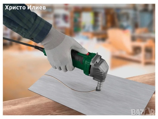 Нагер Електрическа ножица за ламарина Parkside PMK 550 ниблер 550W, снимка 4 - Други инструменти - 54498734