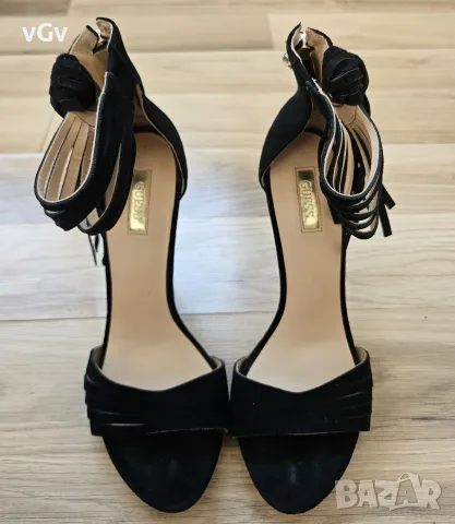 Токчета Guess - 39, снимка 6 - Дамски обувки на ток - 55602853