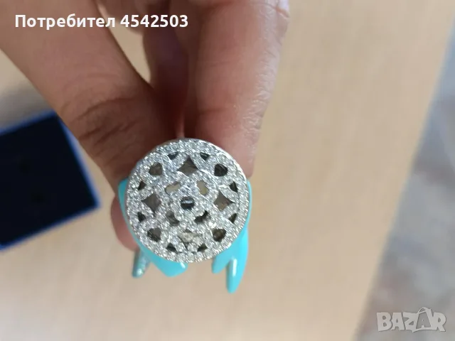 Дамски пръстен Swarovski, снимка 3 - Пръстени - 55444542