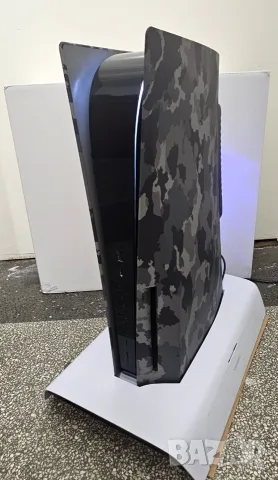 Камуфлажен PlayStation 5 с 2 джойстика, 4 топ игри, 2 охлаждания, PS5, снимка 2 - PlayStation конзоли - 55568900