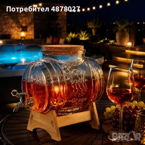 Елегантно стъклено буре за напитки 3 литра с дървена поставка и кран, снимка 2 - Бидони, бурета и бъчви - 55598481