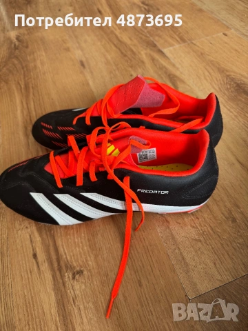 Продавам футболни обувки Adidas Predator Club FxG (Размер 45), снимка 6 - Футбол - 55135115
