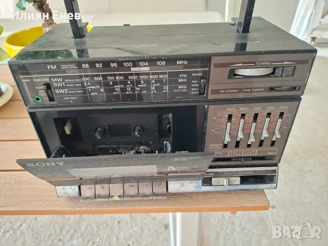 Sony CFS - 1000 s , снимка 3 - Радиокасетофони, транзистори - 55605781