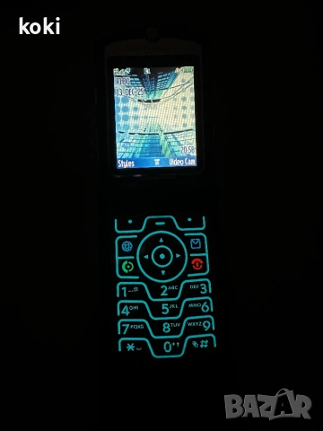 Motorola v3 Комплект, снимка 3 - Motorola - 54114835