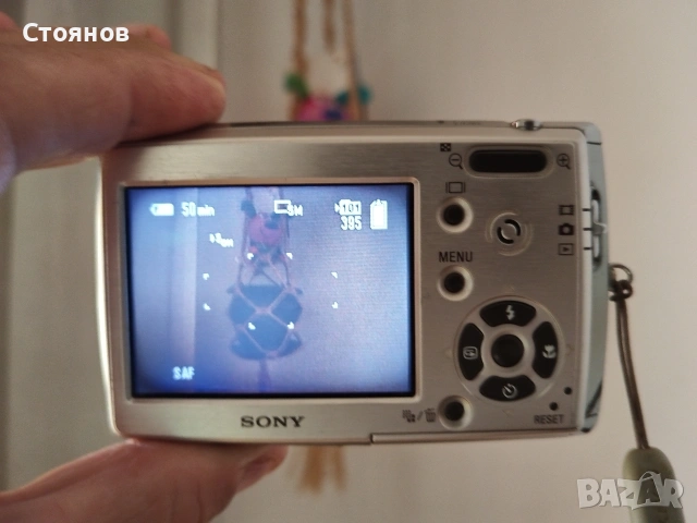 SONY Cyber-shot DSC-T33 Japan, снимка 3 - Фотоапарати - 54568932