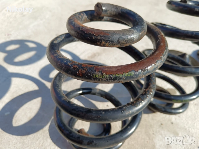 Задни пружини с тампони за Бмв е46 комби, снимка 3 - Части - 54150760