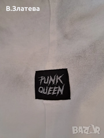 Екстравагантна бяла рокля на фирма Punk Queen, снимка 5 - Рокли - 54977181