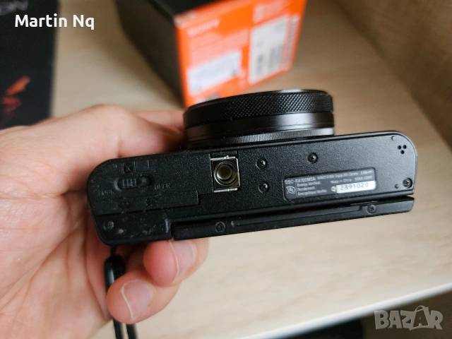 Sony Rx100VA 5А, снимка 4 - Фотоапарати - 54149722