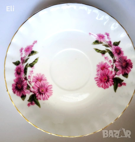 Royal Albert чинийки , снимка 8 - Сервизи - 54414689