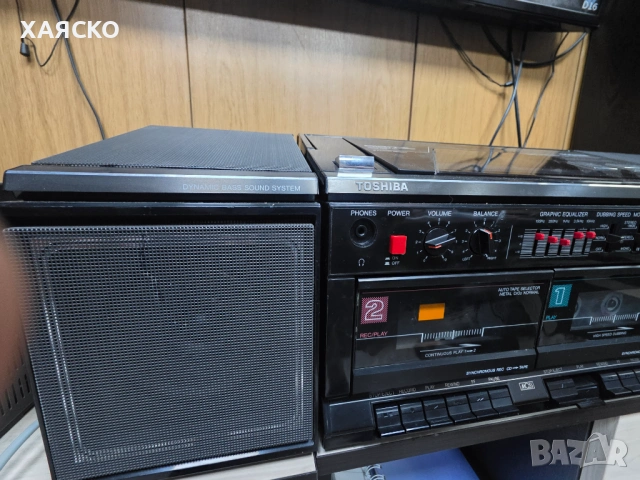 TOSHIBA RT-7096, снимка 2 - Радиокасетофони, транзистори - 54781580