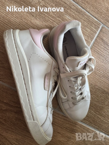 Оригинални маратонки на ADIDAS, снимка 2 - Маратонки - 54483314
