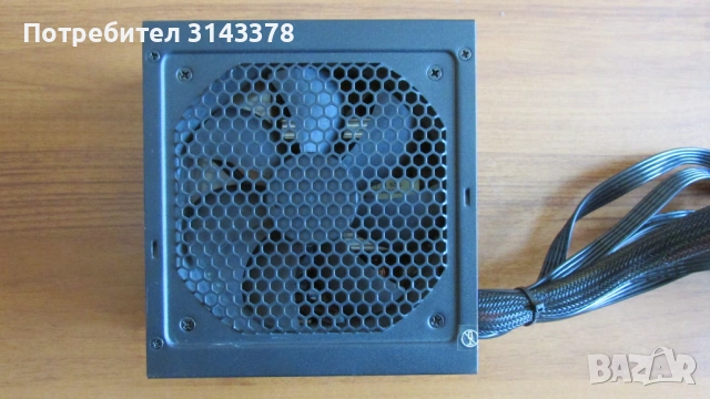 520 вата Seasonic захранване за компютър, снимка 2 - Захранвания и кутии - 54541380
