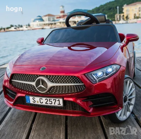Акумулаторен детски автомобил Moni Mercedes C63s Червен