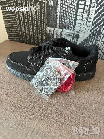 Jordan 1 x Travis Scott Retro Low Black Phantom Size EUR 44, снимка 7 - Маратонки - 54184633