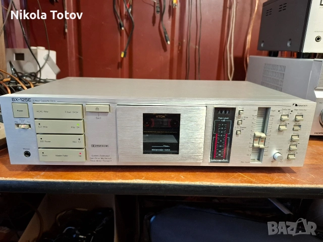 Продава се двуглав дек Nakamichi BX-125E.
