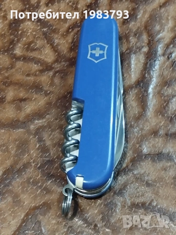 Интересен модел Victorinox Swiss., снимка 5 - Ножове - 54682158