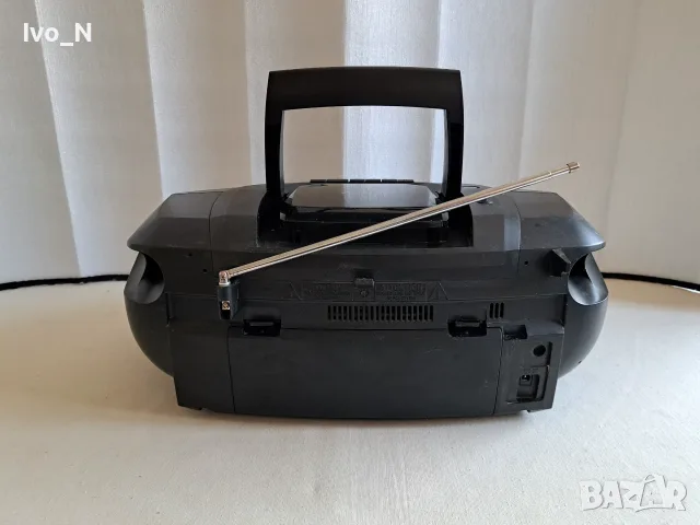 Philips AZ 3856 /FM радио /CD/ MP3/ USB/ AUX., снимка 4 - Радиокасетофони, транзистори - 55613120