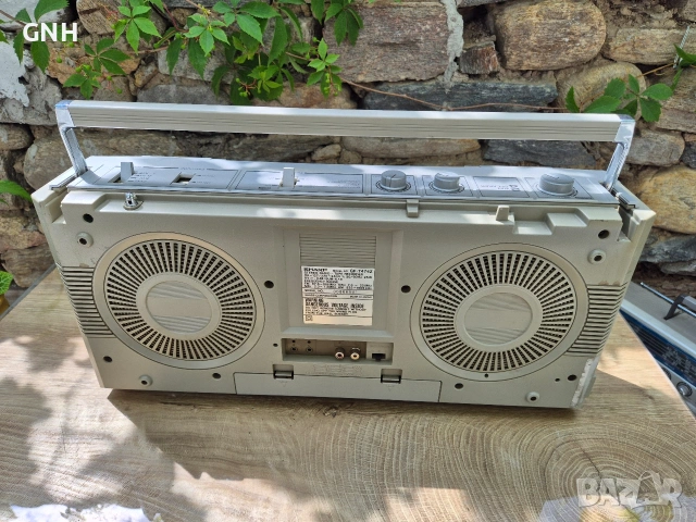 Радиокасетофон Sharp GF-7474Z, снимка 5 - Радиокасетофони, транзистори - 55188438