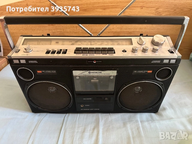 Hitachi TRK 8080E boombox , снимка 3 - Радиокасетофони, транзистори - 55008238