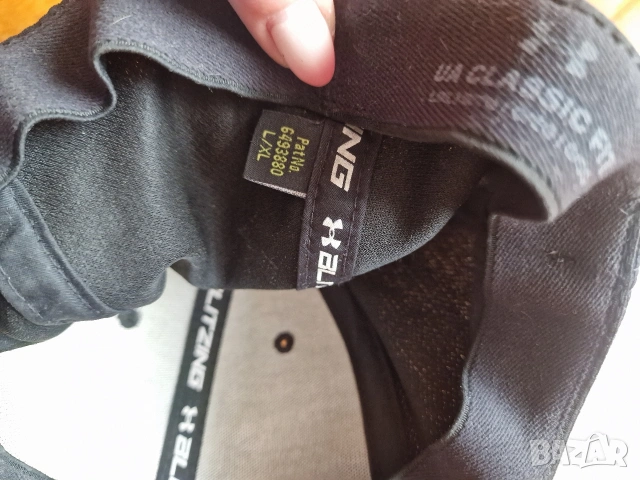 Страхотна шапка с козирка UNDER ARMOUR,един размер , снимка 4 - Шапки - 54520425