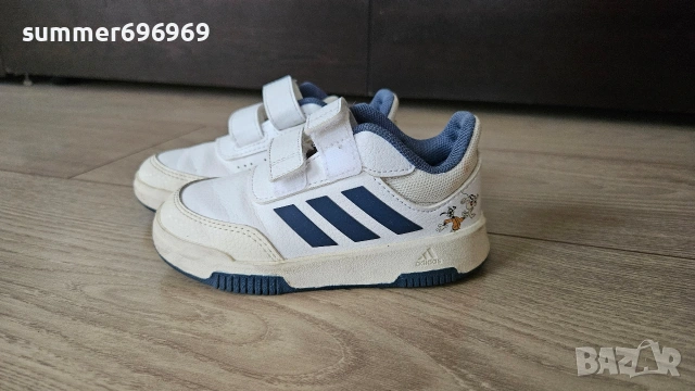 Детски маратонки adidas бели като нови