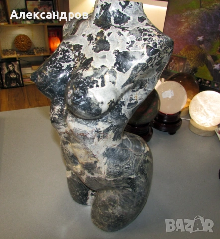 Женски торс от пикасо яспис около 10кг. 35 см. подходящ за подарък медитация йога рейки , снимка 3 - Други ценни предмети - 54837260