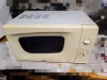 Микровълнова печка с грил Zanussi, снимка 1