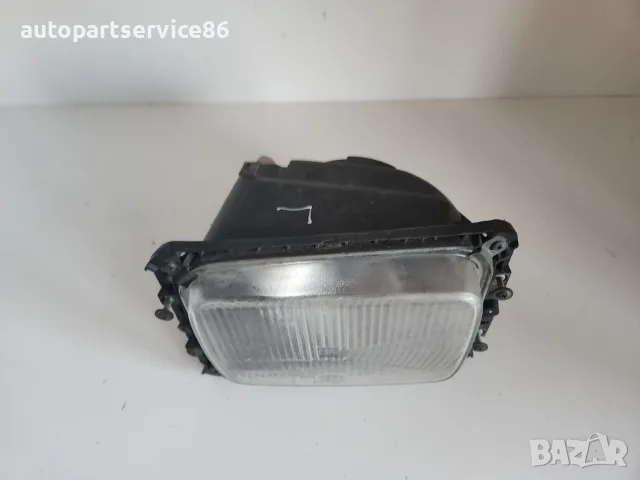 Фар преден ляв за Mercedes 609/709 Hella 121301-00 (1986-1995) LHD, снимка 2 - Части - 55300735