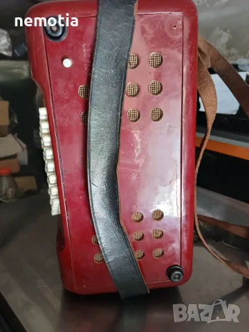 Акордеон Hohner cantulia 40  баса, снимка 8 - Акордеони - 55523271