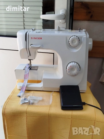 Шевна машина SINGER 8280 - 85W, снимка 2 - Шевни машини - 54667896