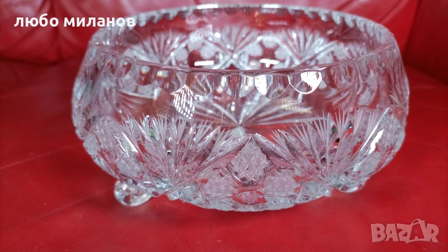 Разкошна кристална бонбониера, сухи мезета, ръчна гравюра, крачета, снимка 3 - Други - 55239384