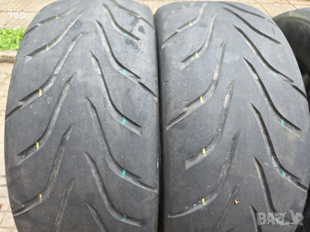 Семи слик Toyo R888 205 55 16, снимка 2 - Гуми и джанти - 54620634