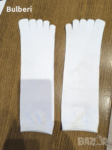 Чорапи с пръсти, снимка 2 - Дамски чорапи - 54371813