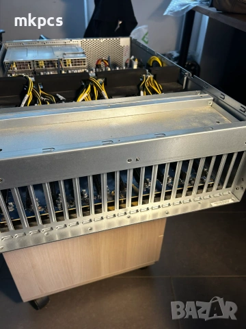 Професионален майнинг сървър Gigabyte Оctominer like, снимка 6 - Друга електроника - 55237191