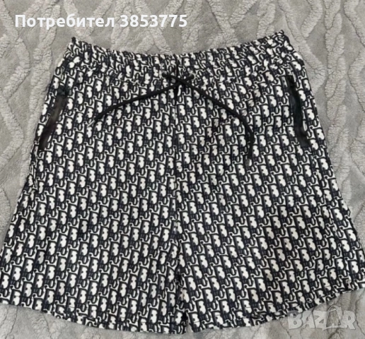 Къси панталони Dior