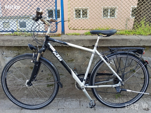 28 цола алуминиев велосипед КТМ с 21 скорости усилени капли амортисьори предни като нов , снимка 2 - Велосипеди - 53987484