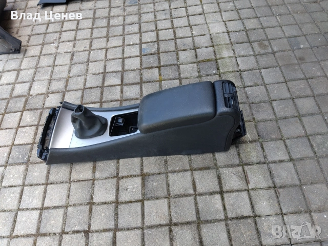 подлакътник, жабка и кора под волана Мерцедес w203, снимка 8 - Части - 55250513